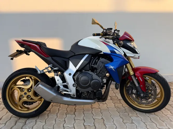 Cb1000r capitão América com abs.