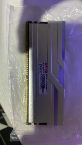 Memória KING DIAN ddr4 8gb 3200Mhz RGB