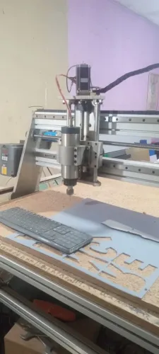 CNC Router 1000 x 1650 mm | Fuso de Esferas | Guia lineares de 25mm | Spindle 3CV