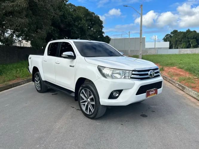 Toyota Hilux CD SRV 4X2 2.7 Flex 16V Aut. 2017