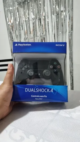 Controle para Ps4/PC/Celular NOVO Acompnhado do Cabo para Carregamento - Preto -