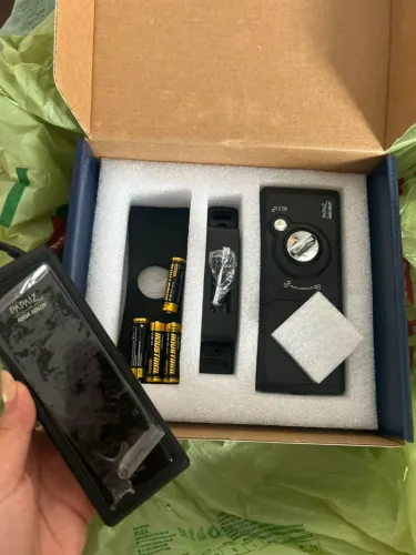 Vende-se fechadura digital papais na caixa