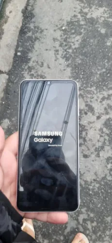 Celular seminovo A13 128 GB