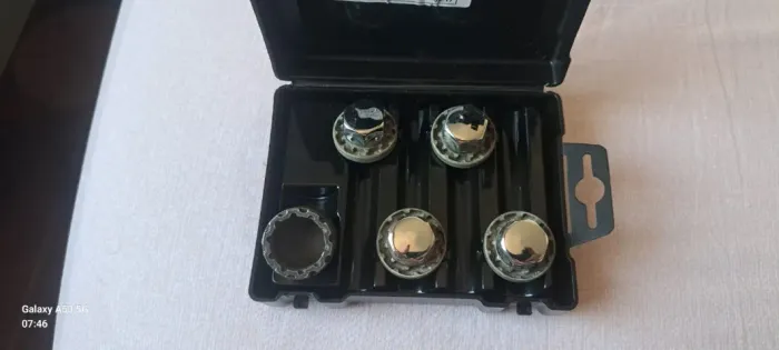 Kit trava de segurança de roda 