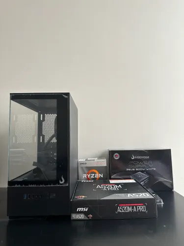PC GAMER - NOVO (NO PLÁSTICO)