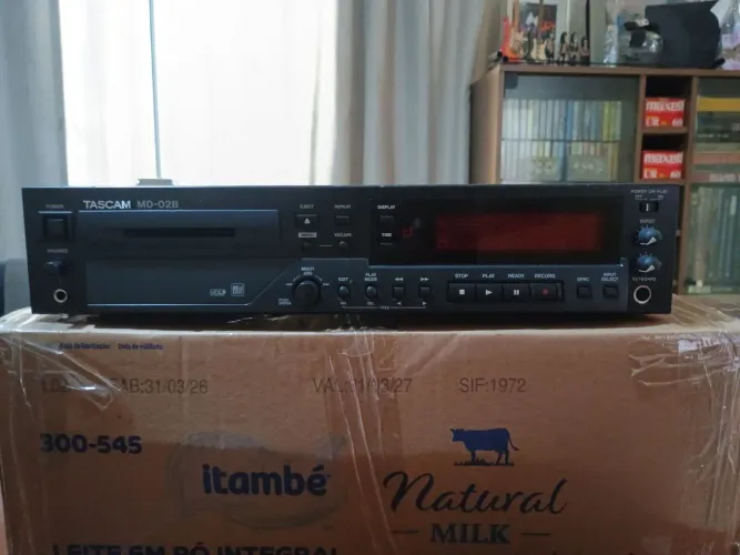 Aparelho de mini disc Tascam MD-02B 