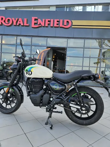 HUNTER 350cc/ DAIANA