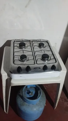 Fogão esmaltec com gás de 13kg