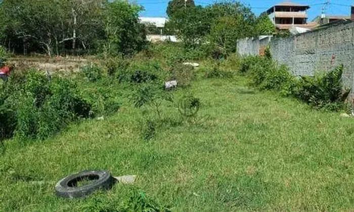 Terreno à venda em Cabo Frio (Vila do Peró) - 420 m² Apenas R$ 96.000,00