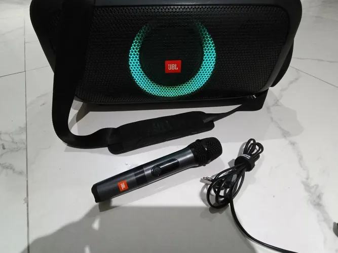 Caixa JBL PARTYBOX one the go 