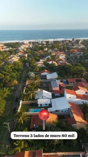 Terreno a poucos metros da Praia