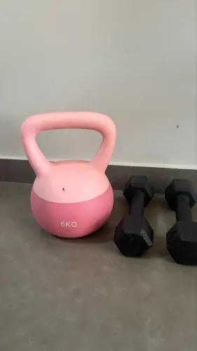 Par de halteres 4kg e peso 6kg