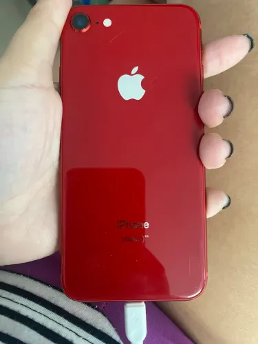 IPHONE 8