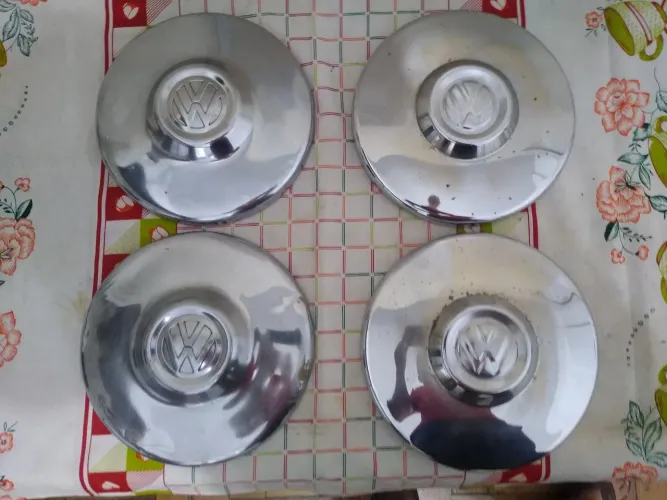 JG DE CALOTAS ARO 14 , 4FUROS VW