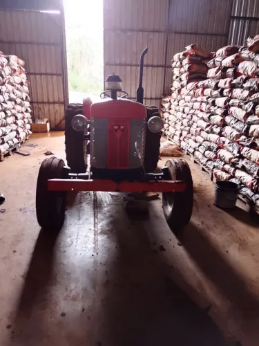 OPORTUNIDADE Trator Massey Ferguson 50X