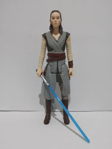 Star Wars Rey Jedi 30 cm