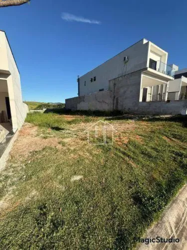 Terreno à Venda no Condomínio Residencial Malibu Caçapava/SP | 300m² | Lazer Completo