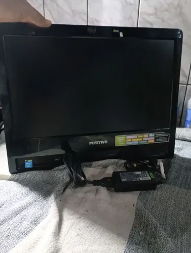 Tv computador CPU positivo 18 polegadas 