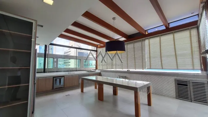 Cobertura à Venda no Belvedere | 4 Quartos - 330 m²