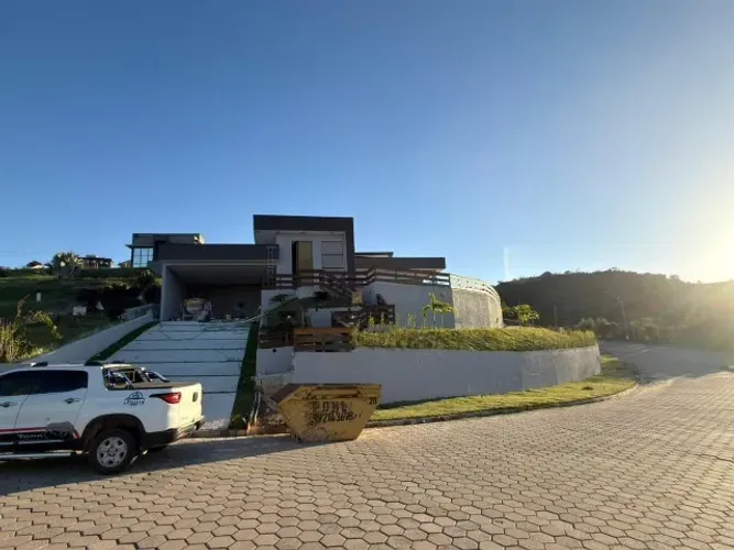 Casa em Condominio Para Locação - Venda (VENDA 2.500.000,00)