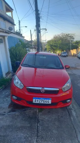Fiat Grand Siena Essence 1.6 Flex 16V 2015