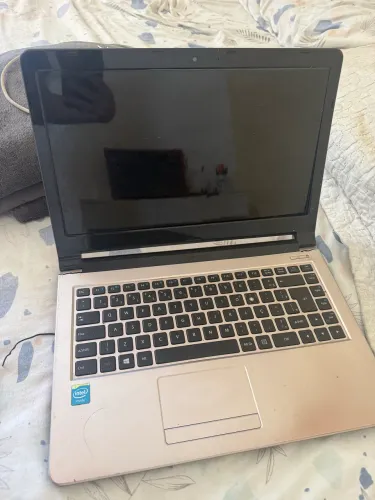 Notebook positivo quebrado