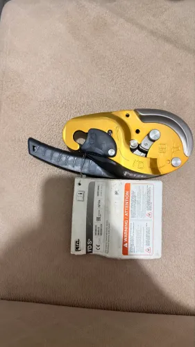 Descensor autoblocante Petzl I'D S. NOVO