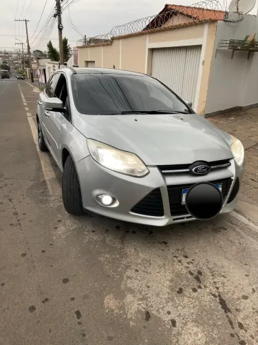 Ford Focus Sedan 1.6/1.6 Flex 8v/16v 4P Mec. 2014