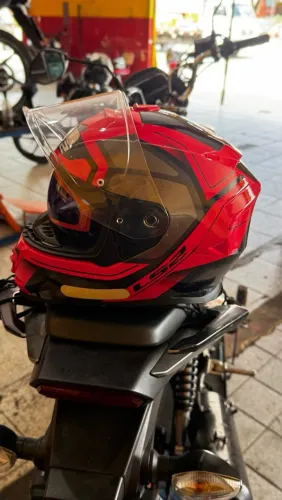 Capacete