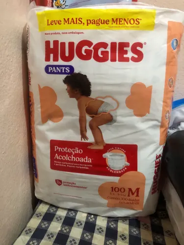 fralda huggies 100 unidades 