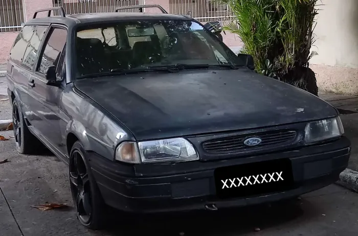 Ford Royale GL 2.0/2.0i 2P E 4P (álcool) 1994