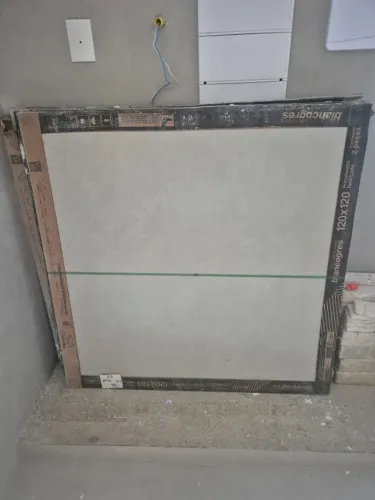 Piso porcelanato 120x120