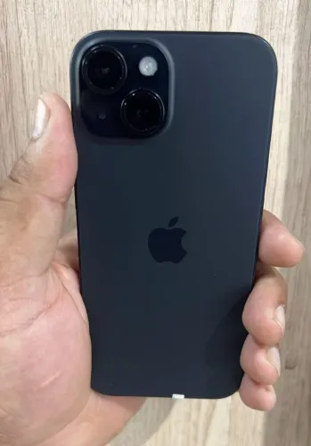 iPhone 15 128GB Ainda está na Garantia Aplle até Março/2027