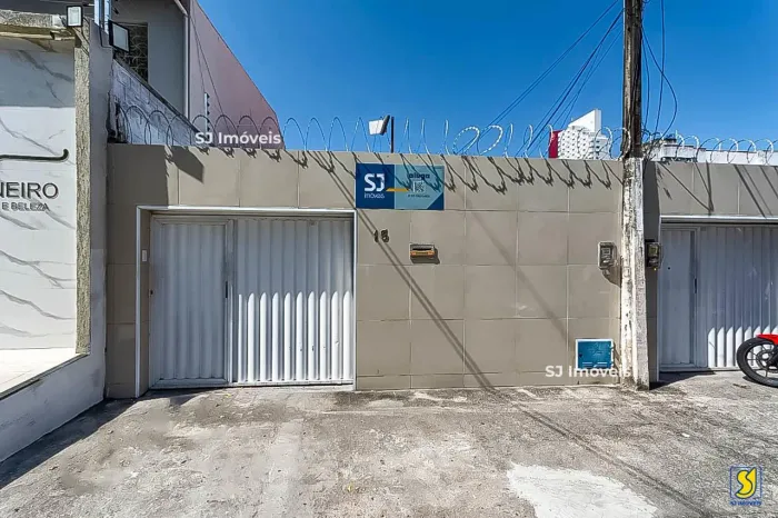 Casa com 3 quartos e quintal próximo à Arena São Gerardo