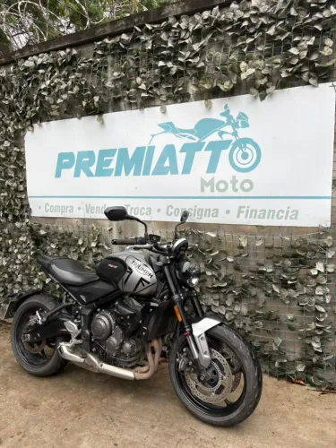 Triumph Trident 660