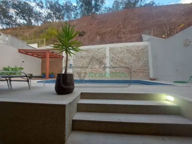 RV-MAR5416 CASA AMPLA NO QUINTAS AVENIDA