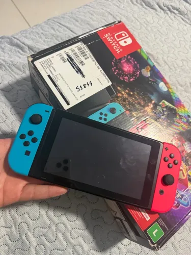 Nitendo switch v2