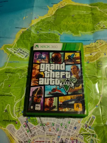 GTA V Xbox 360 Mídia Física Original - Completo Com Mapa Los Santos