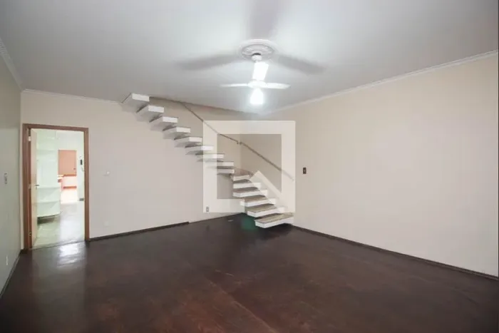 Casa à Venda - Parque Novo Mundo , 3 Quartos, 170 m2