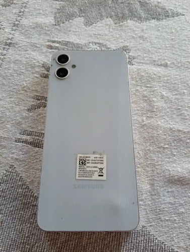Vendo celular Samsung
