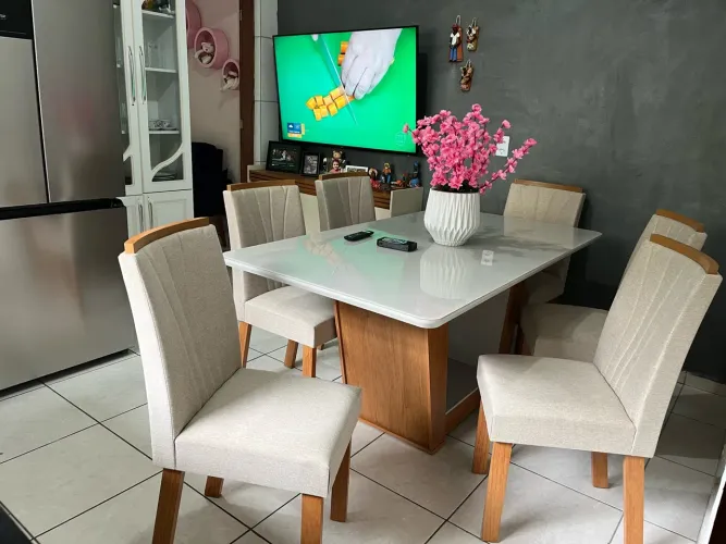 Mesa de jantar laqueada 6 cadeiras