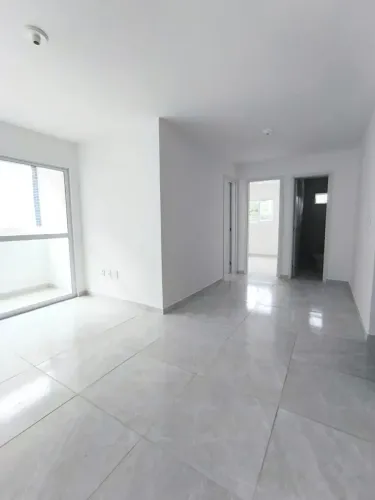 RR/ APARTAMENTO DOIS QUARTOS NO PORTAL DO SOL