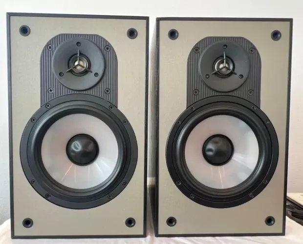 Caixas Acústicas Paradigm Mini Monitor V2 - Como Novas