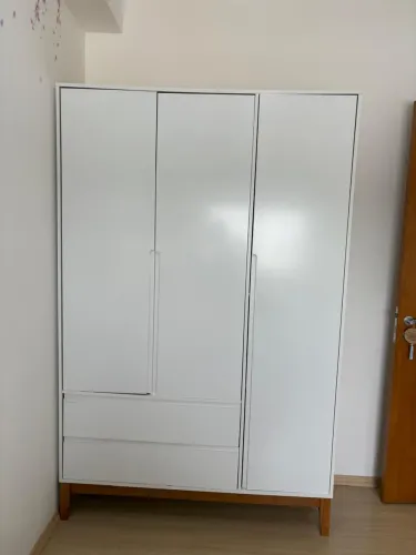 Vendo guarda roupa infantil .