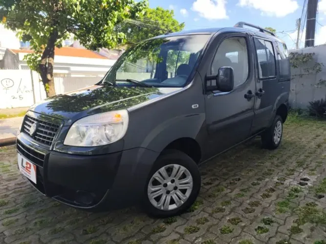 Fiat Doblo HLX 1.8 MPI Flex 5P 2011