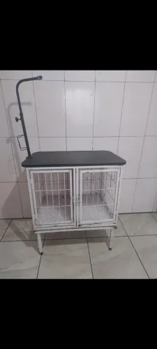 Mesa com canil 2 lugares