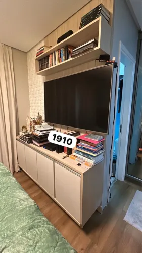 Rack com bancada e armários