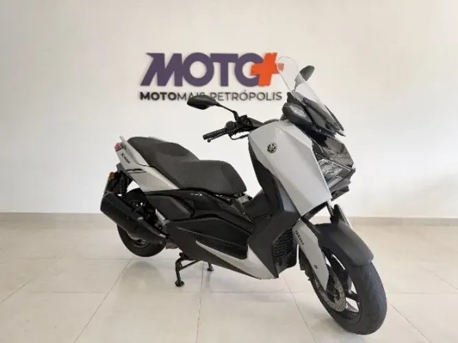 YAMAHA XMAX 250 2025