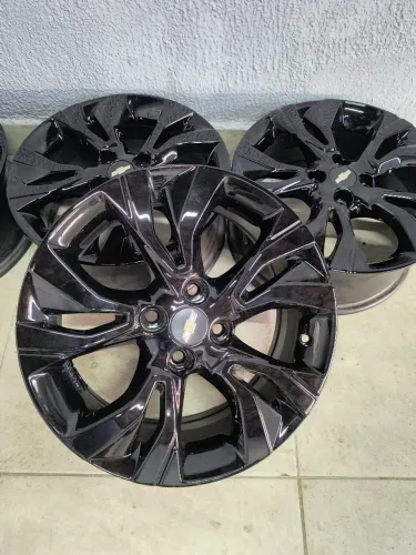 Vendo jogo de rodas aro 16 furação 4x100 original GM.
