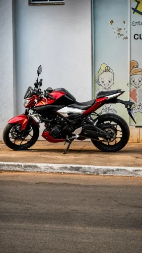 Moto Mt 03
